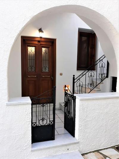 Apiranthos Diamond Maisonette in Naxos (3 BDRM)