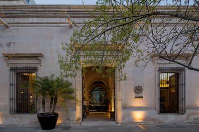 Central Hotel Boutique