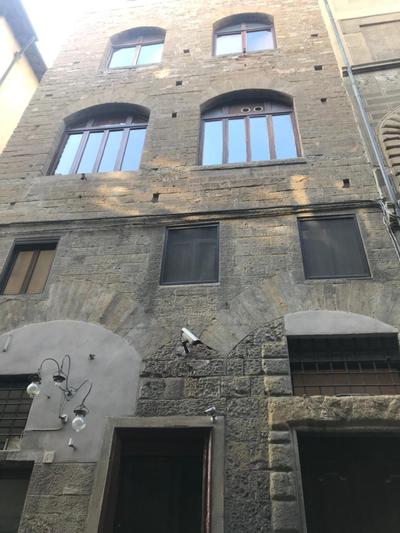 Borgo San Jacopo 21