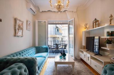 Acropolis deluxe Apt.(Must)