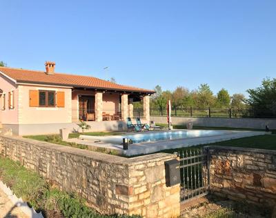 Villa Daisy