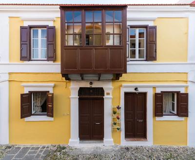 A33 Rhodes Old Town House