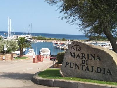 Appartamento DENTRO il comprensorio di Puntaldia a 400 m dalla spiaggia La cinta