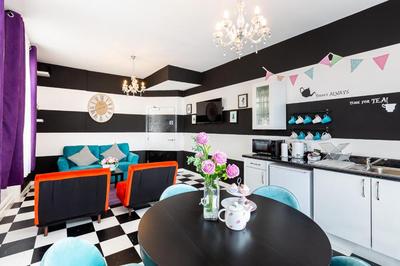 Honeypot House
