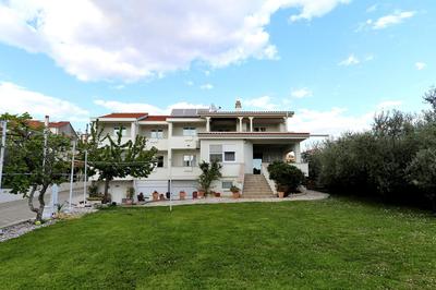 Villa Mičić by Belmont Realty