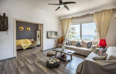 Malama's Beach House