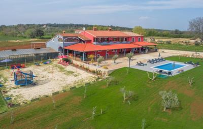Sea View apartments with shared Pool