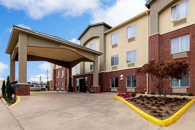 Comfort Inn & Suites Fredericksburg