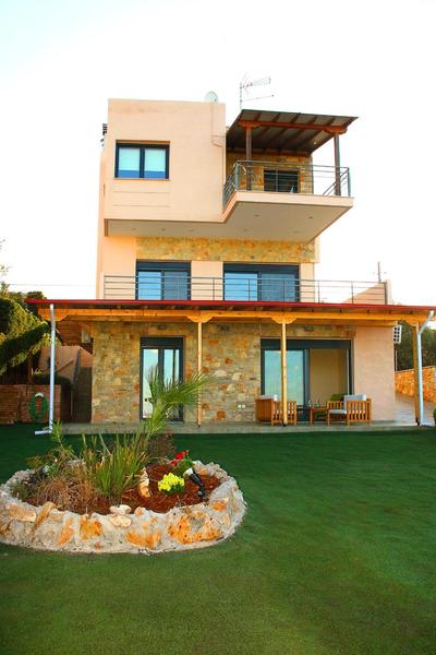 Comfy flat with Garden near the Beach