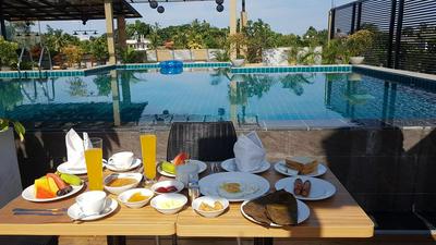 Pinnacle boutique villas