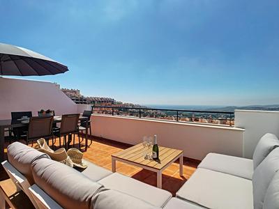 2268-Penthouse with terrace seaview