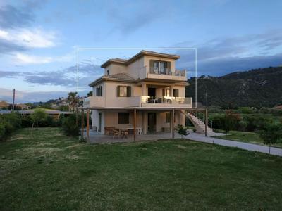 Beachfront Villa Galazio