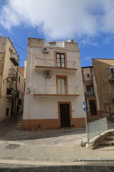 Santa Lucia al Mare