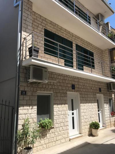 Studio Apartment Legcevic