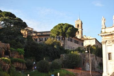 Roman Forum Apartment - The Heart of Rome