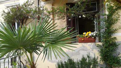 Apartment Tina (near the sea, Opatija center, free private parking)