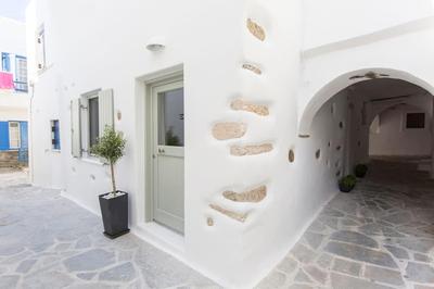 Aegean White Home