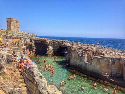 CASA AL MARE RIO b&n