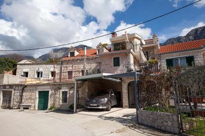 House Mars in Podgora, jacuzzi
