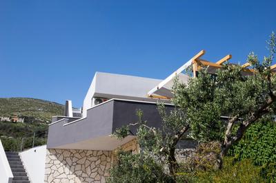 Holiday House M&A&K with swimming pool
