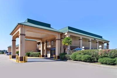 Americas Best Value Inn Denham Springs, Photo 2
