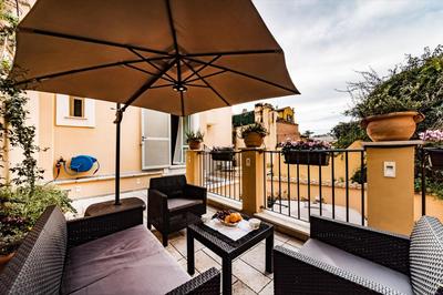 Dolcevita Apartments
