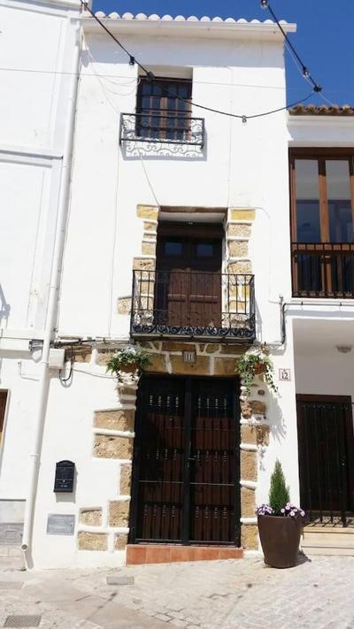 Gemütliches Altstadthaus am Kirchplatz in Calpe