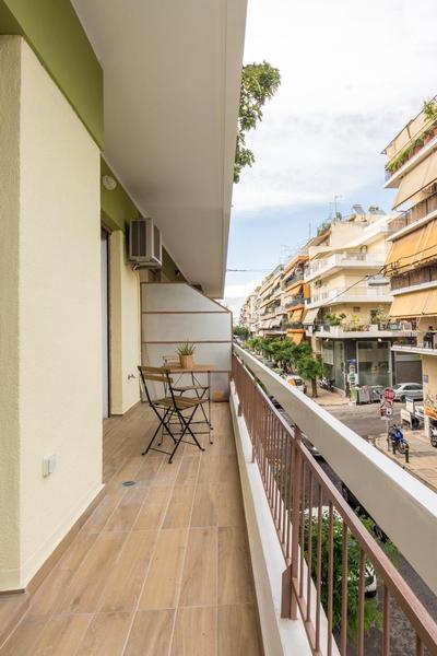 Wide Comfy Studio Apartment Centrally Located In Thissio