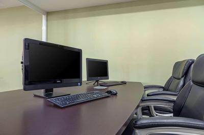 BeWow Hotel Querétaro