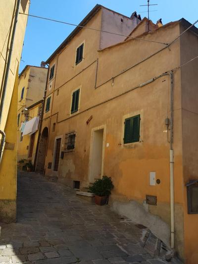 IN CASTELLO