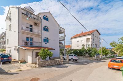 Apartmani Monika