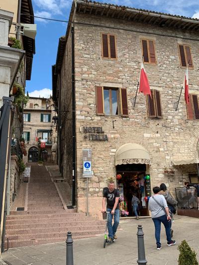 Chiama Ride the Beauty Assisi