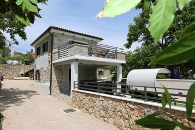 House Anika