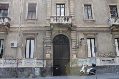 Upper Orange Catania Centre