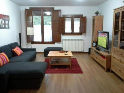 APARTAMENTO FONTELLAS-AYERBE