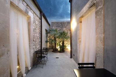 ISONZO SUITES
