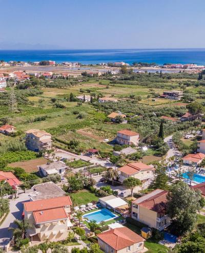 Oscar Villa & Studios