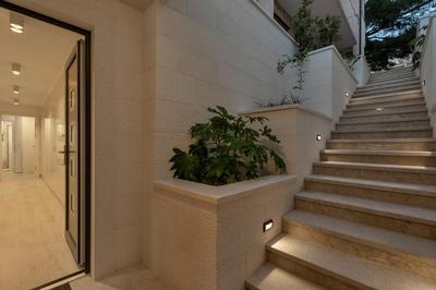 Lulani Makarska pool apartment