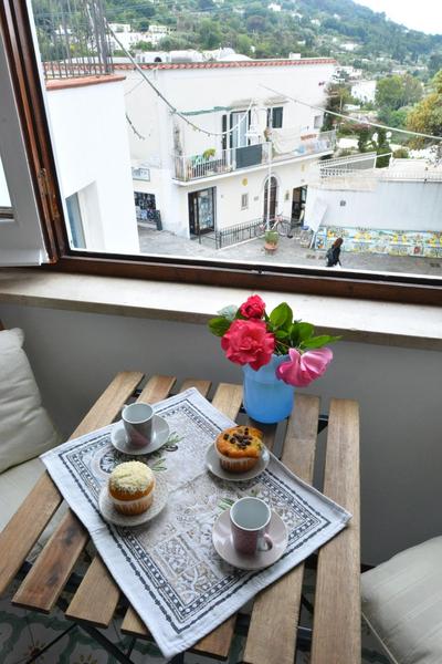 Luna Caprese Guest House