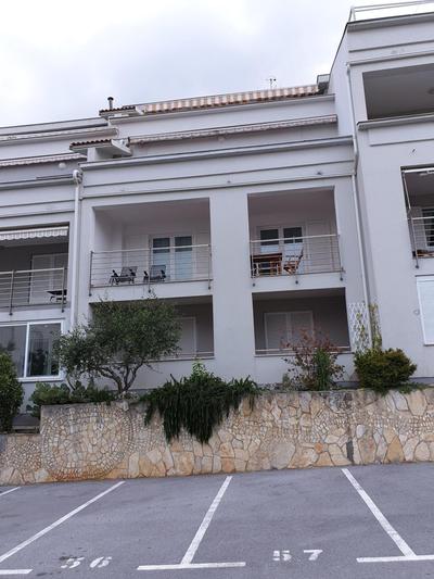 D&M APARTMAN 3
