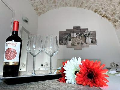 Velvet Home Ostuni