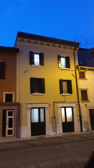 Dimora Rosso San Zeno - Wifi veloce e adatto per famiglie