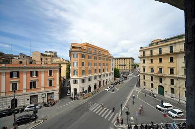 Rome Luxury House - The House