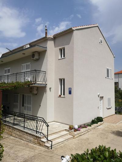 Apartments Govic