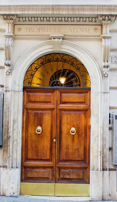 THE BREAK - Via Veneto Charming Suite