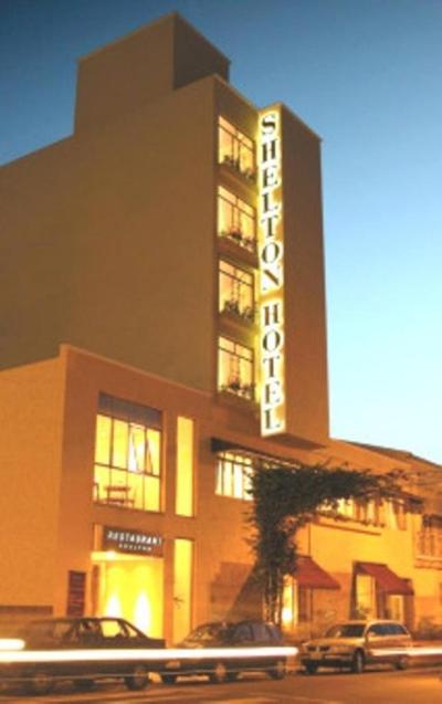 Hotel Shelton