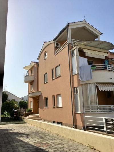 Penthouse Mopy