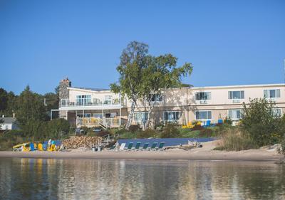 Beachfront Inn