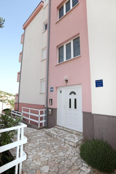 Apartment Mavarčica