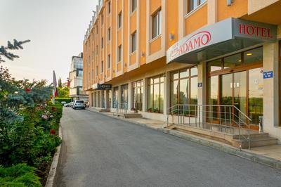 Adamo Hotel